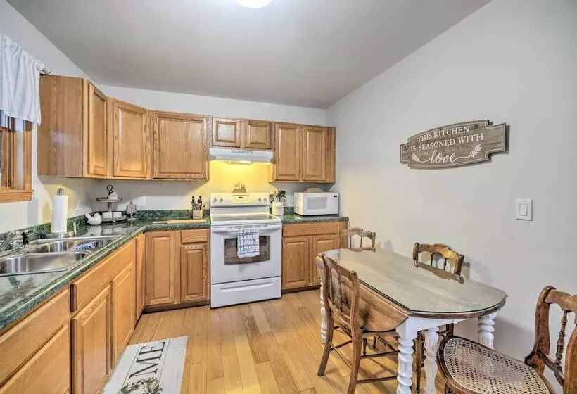 Lake Luzerne Home W/ Fire Pit On Hudson River