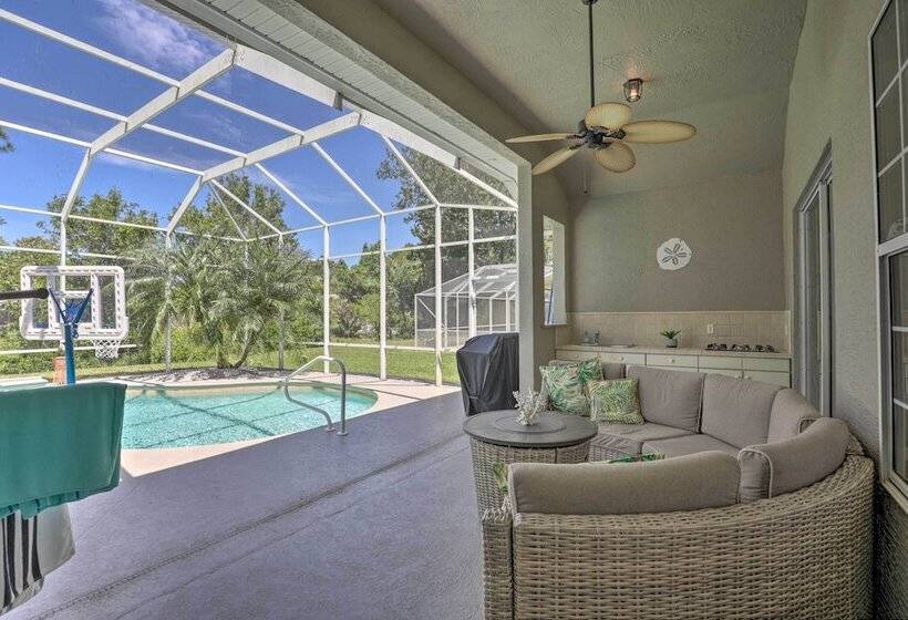 Upscale Palm Coast Home W/ Pool: 7 Mi To Beaches!