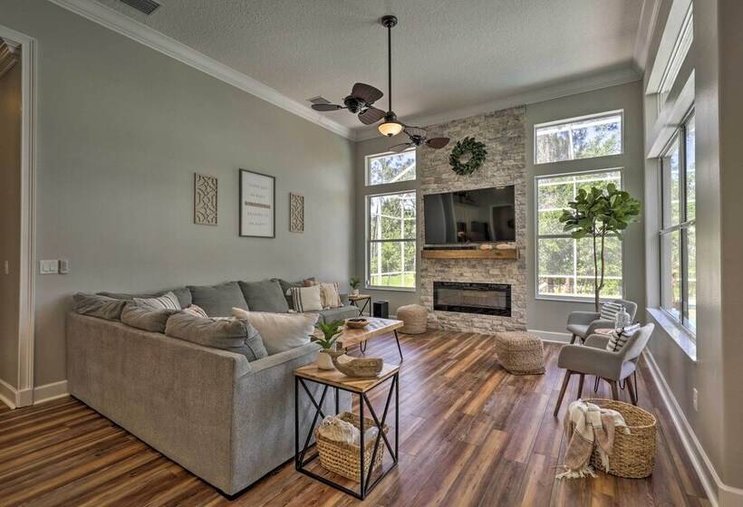 Upscale Palm Coast Home W/ Pool: 7 Mi To Beaches!