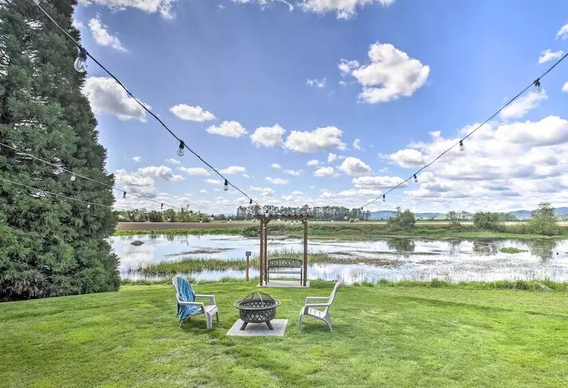 Mcminnville Wine Country Home W/ Hot Tub+deck