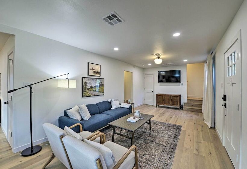 Modern Charm Home < 3 Miles To Magnolia Market!