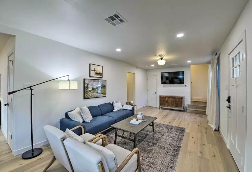 Modern Charm Home < 3 Miles To Magnolia Market!