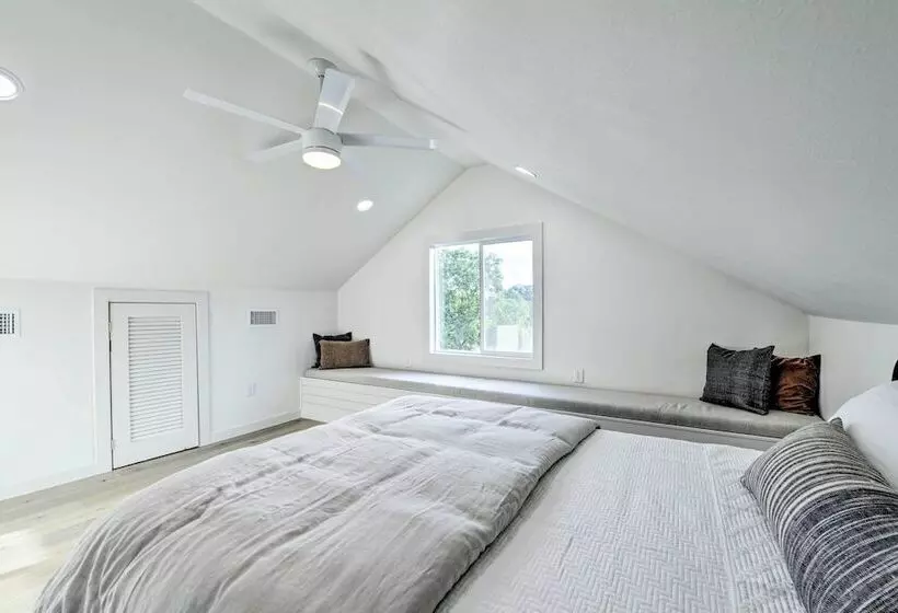 Modern Charm Home < 3 Miles To Magnolia Market!