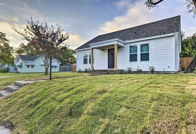 Modern Charm Home < 3 Miles To Magnolia Market!