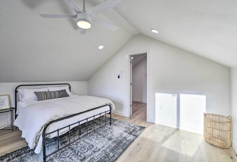 Modern Charm Home < 3 Miles To Magnolia Market!