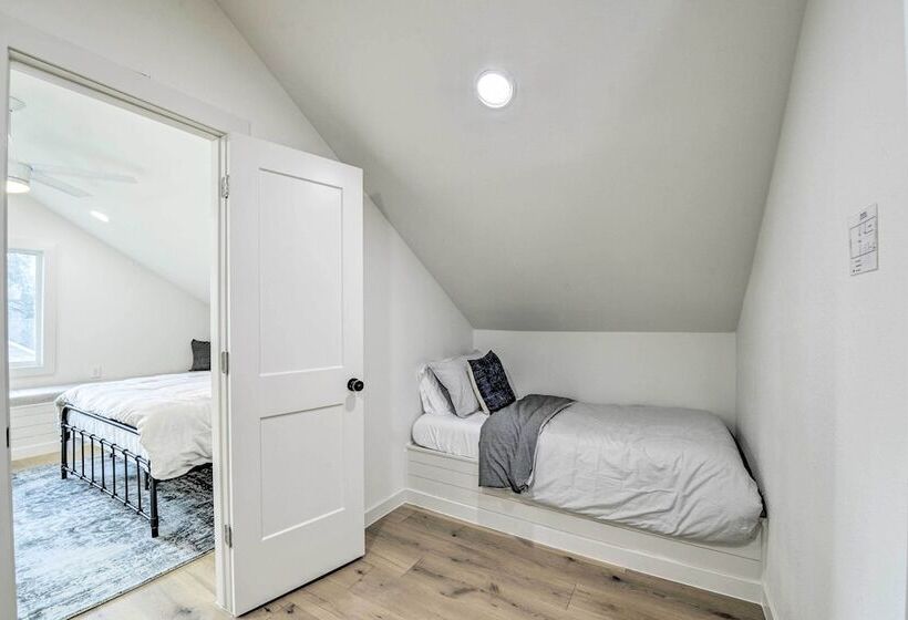 Modern Charm Home < 3 Miles To Magnolia Market!