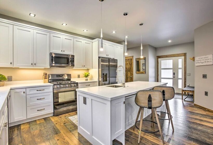 Modern Chic Interlochen Home W/ Deck & Game Room!