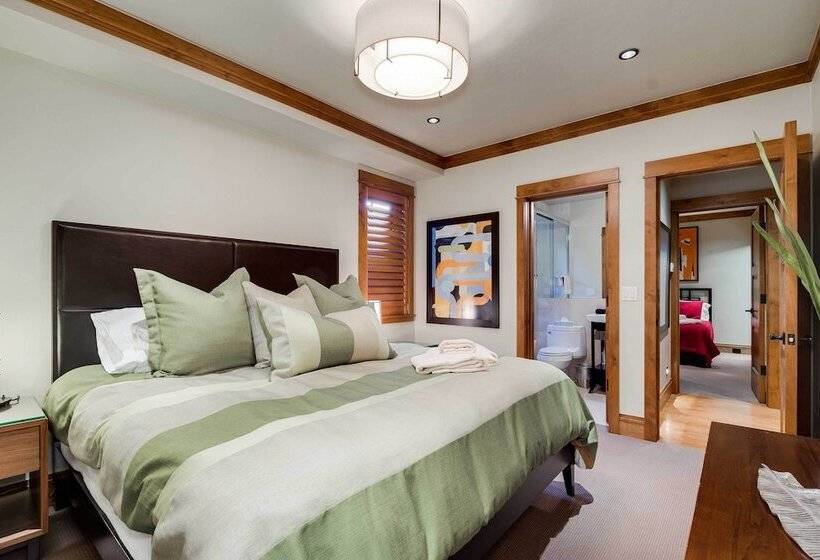 Downtown Breckenridge Cottage: Walk To Main St!