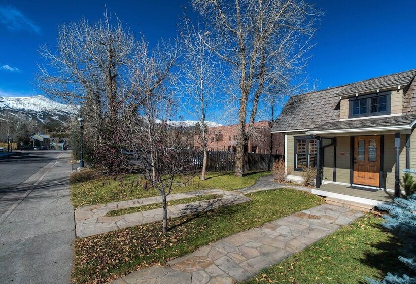 Downtown Breckenridge Cottage: Walk To Main St!