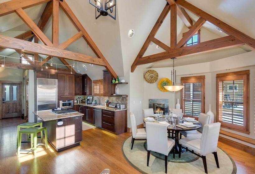 Downtown Breckenridge Cottage: Walk To Main St!