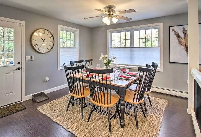 Modern Family Home ~ 10 Mi To Ski Cranmore Mtn!
