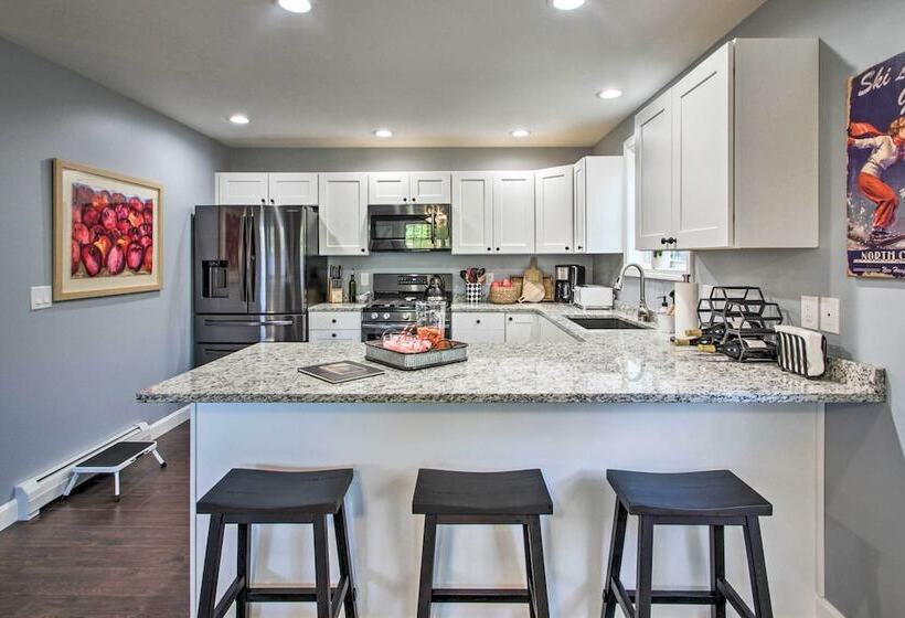 Modern Family Home ~ 10 Mi To Ski Cranmore Mtn!