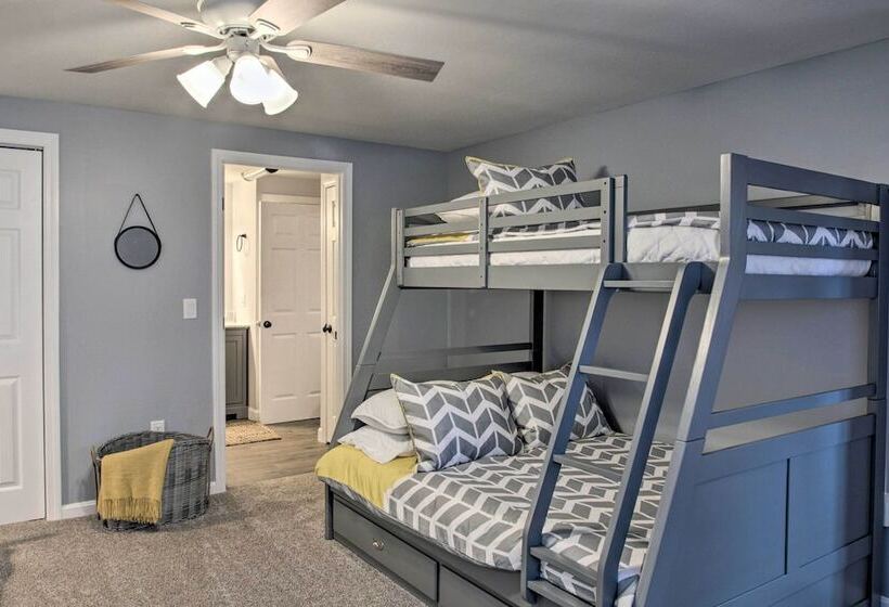 Modern Family Home ~ 10 Mi To Ski Cranmore Mtn!