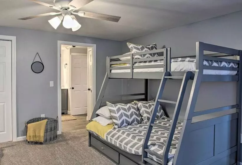 Modern Family Home ~ 10 Mi To Ski Cranmore Mtn!