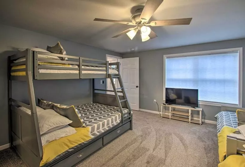Modern Family Home ~ 10 Mi To Ski Cranmore Mtn!