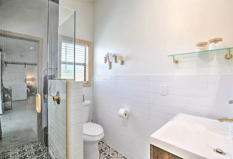 Modern Joshua Tree Bungalow With Fire Pit & Bbq!