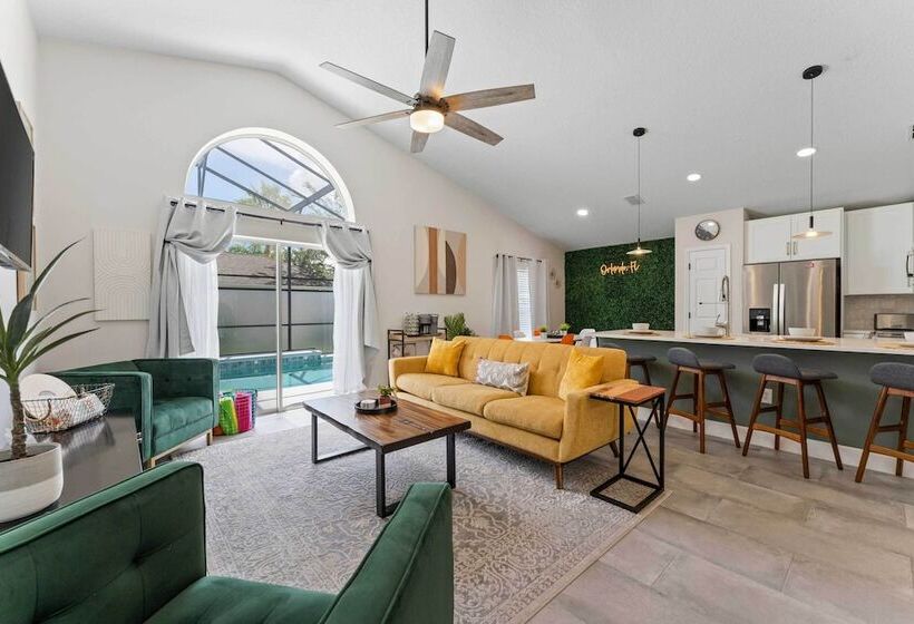 Newly Remodeled Family Home W/ Pool Near Disney!