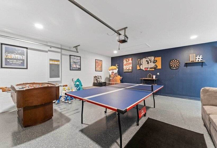 Newly Remodeled Family Home W/ Pool Near Disney!