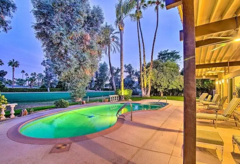 Palm Springs Oasis W/ Pool & Golf Course Views!