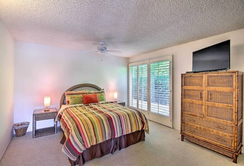 Palm Springs Oasis W/ Pool & Golf Course Views!