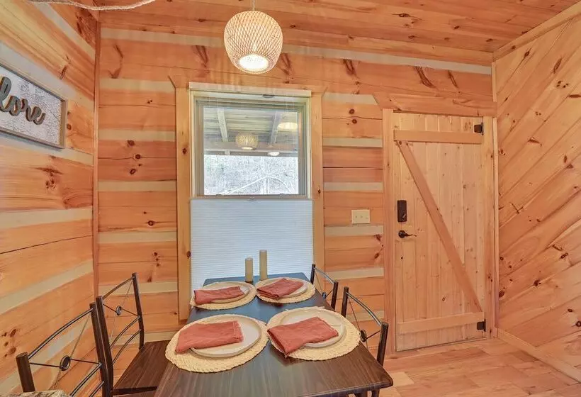 Pet Friendly Cabin W/ Hot Tub In Daniel Boone Nf