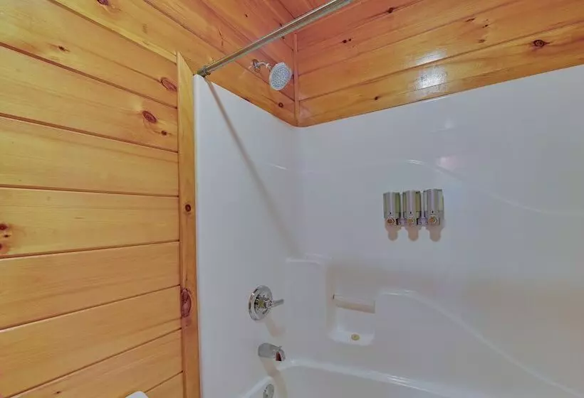Pet Friendly Cabin W/ Hot Tub In Daniel Boone Nf