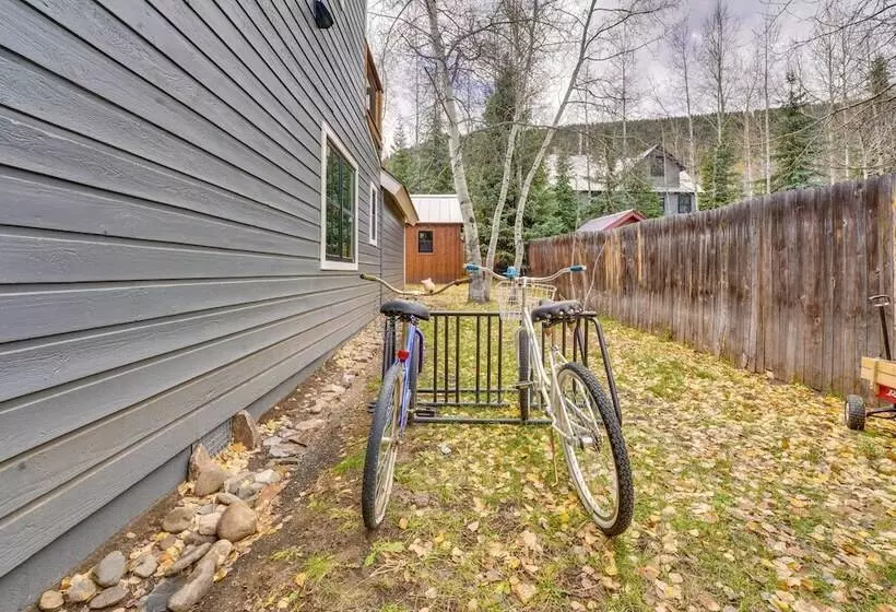 Inviting & Renovated Home In Crested Butte!