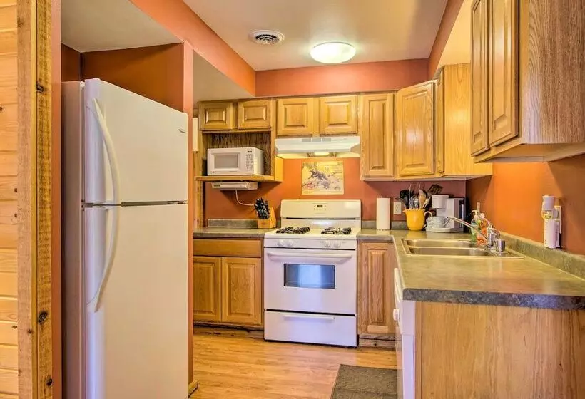 Pet Friendly Warrens Cabin W/ Fire Pit!