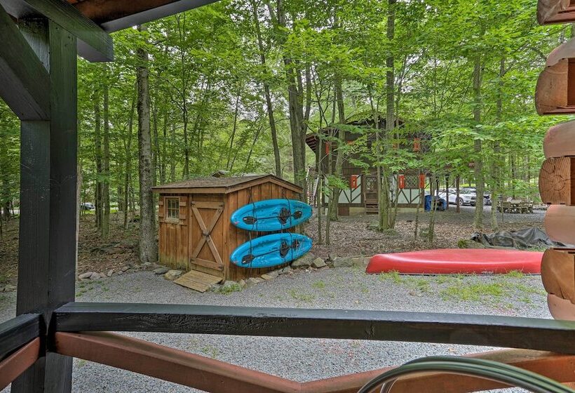 Pocono Log Cabin: Fireplace, Fire Pits & Amenities