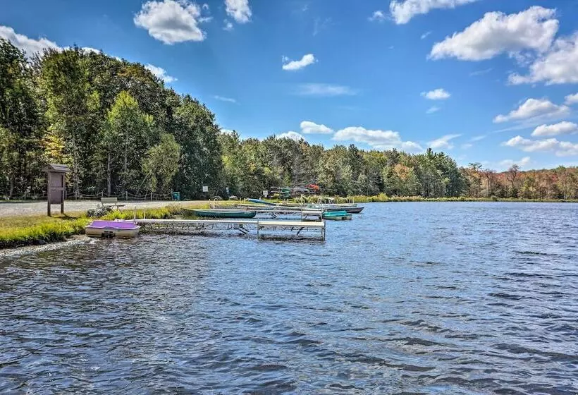 Pocono Log Cabin: Fireplace, Fire Pits & Amenities