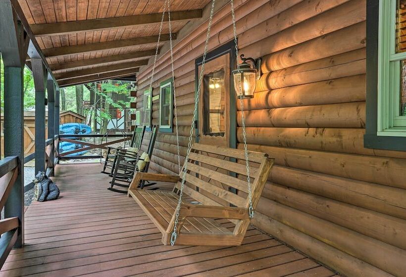 Pocono Log Cabin: Fireplace, Fire Pits & Amenities