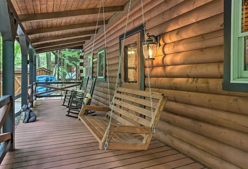 Pocono Log Cabin: Fireplace, Fire Pits & Amenities