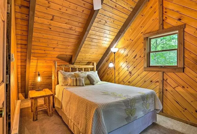 Pocono Log Cabin: Fireplace, Fire Pits & Amenities