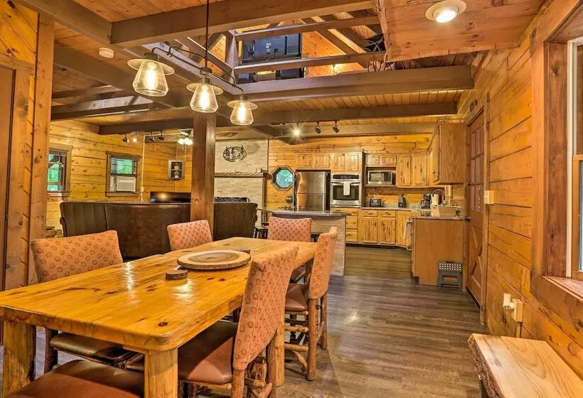 Pocono Log Cabin: Fireplace, Fire Pits & Amenities