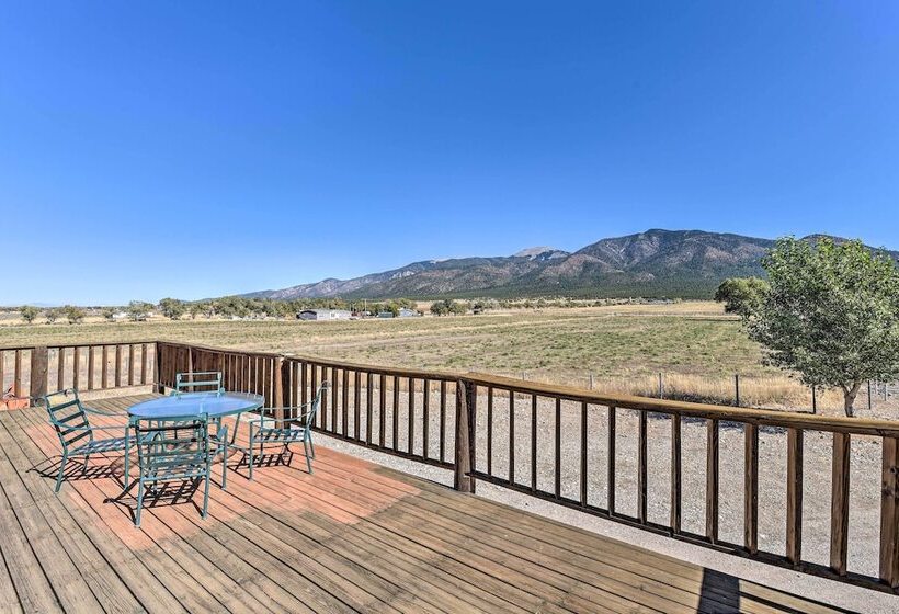 Questa Home W/ Views 13 Mi To Red River Skiing!