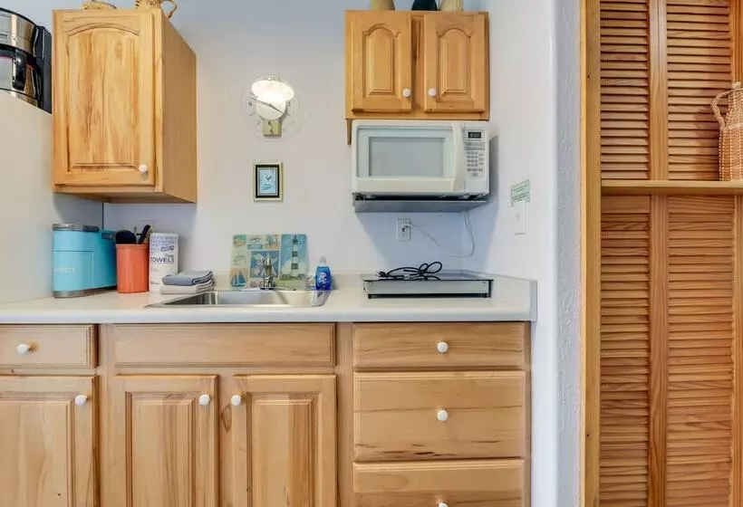 Sanderling Sea Cottages, Unit 13