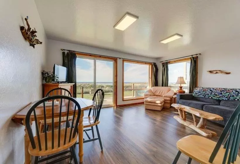 Sanderling Sea Cottages, Unit 13