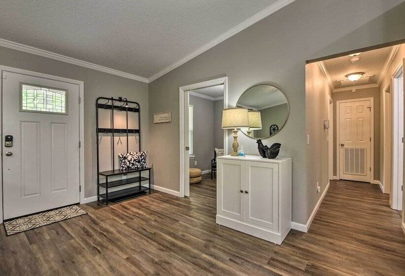 Serene Live Oak Home W/ Fire Pit By River + Sosmp!