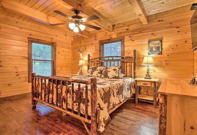 Serenity Now  Cabin W/ Fire Pit + Game Room!