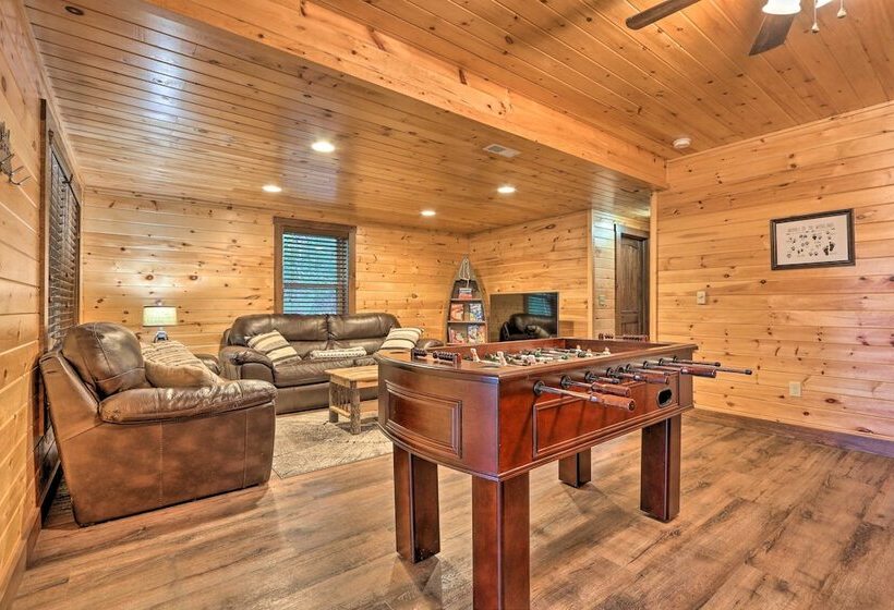 Serenity Now  Cabin W/ Fire Pit + Game Room!