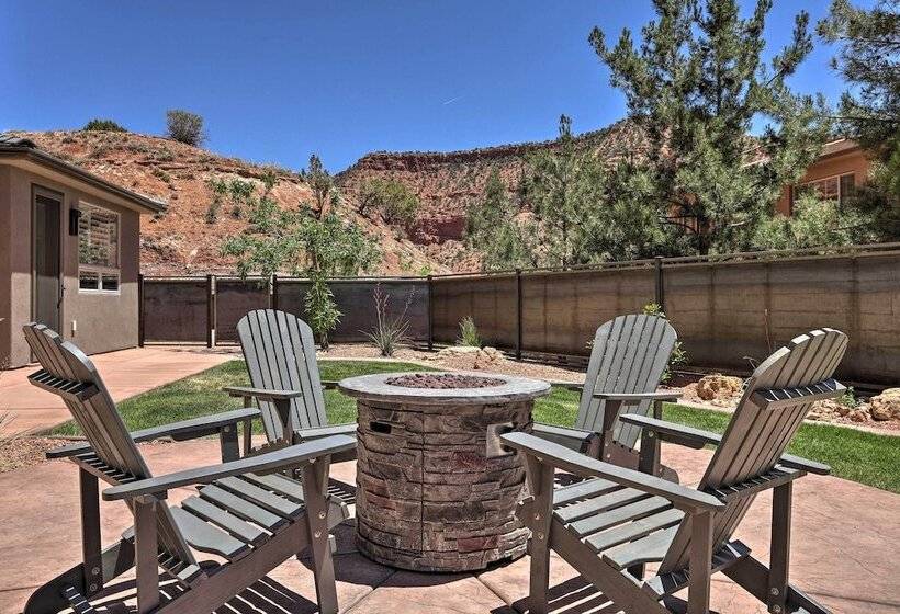 Stunning Kanab Home   Amazing Red Rock Views!