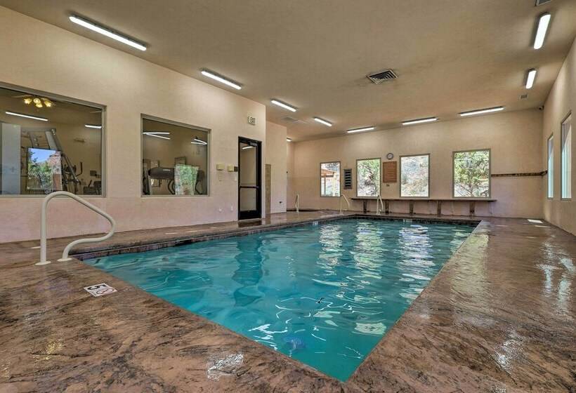 Stunning Kanab Home   Amazing Red Rock Views!