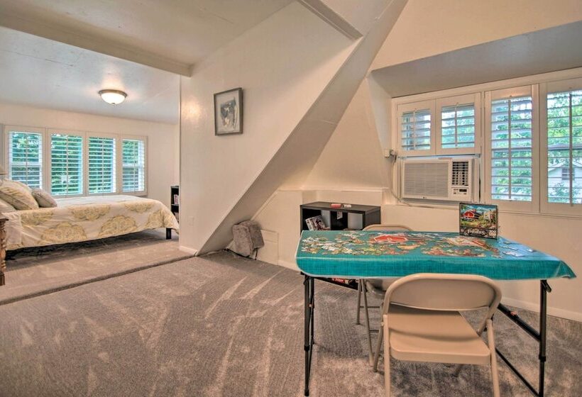 Sun Lit Lake Geneva Sanctuary W/ Bbq Patio!