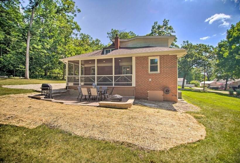Sun Lit Lake Geneva Sanctuary W/ Bbq Patio!