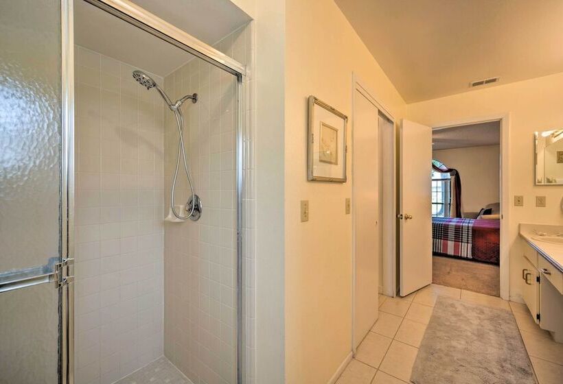 ~ 5 Mi To Theme Parks: Kissimmee Home W/ Pool