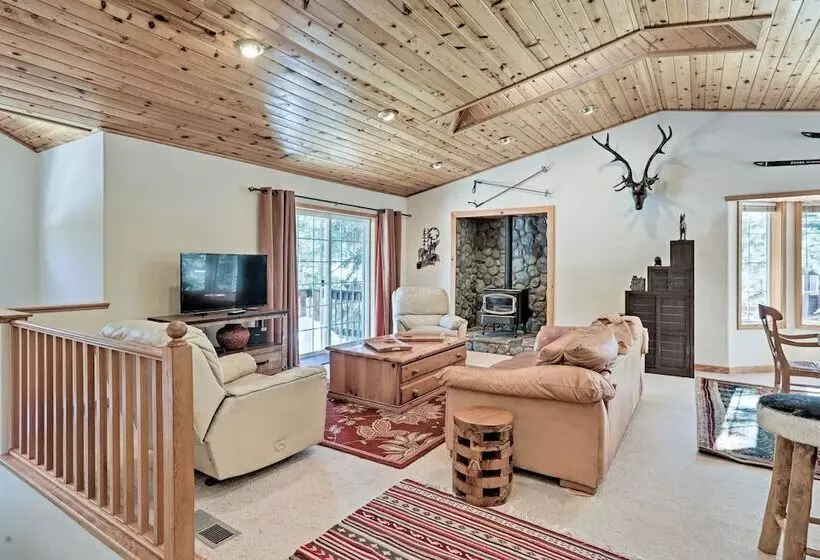 Tahoe Vista Family Cabin: 7 Mi To Northstar Resort