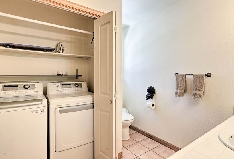 Tahoe Vista Family Cabin: 7 Mi To Northstar Resort