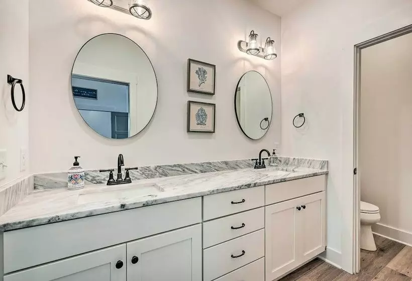 Vibrant Family House: Steps To Tims Ford Lake