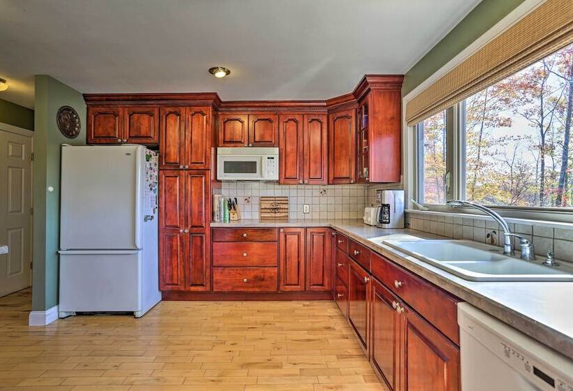 Ski, Swim & Relax: Waterfront Haven On Pines Lake!