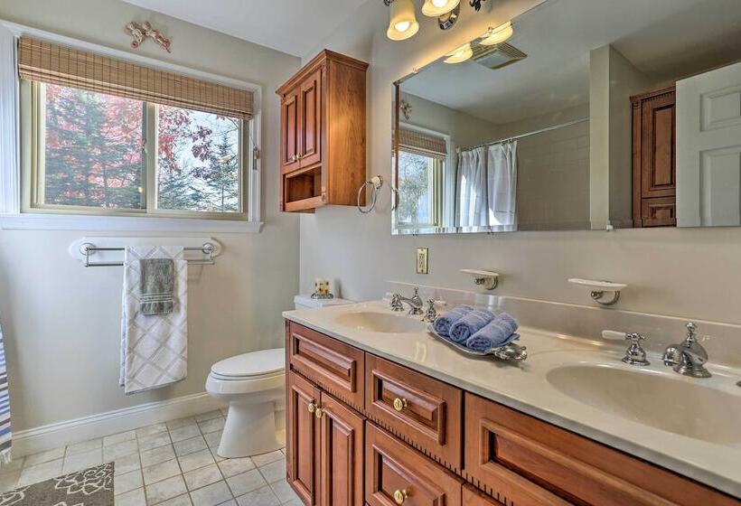 Ski, Swim & Relax: Waterfront Haven On Pines Lake!